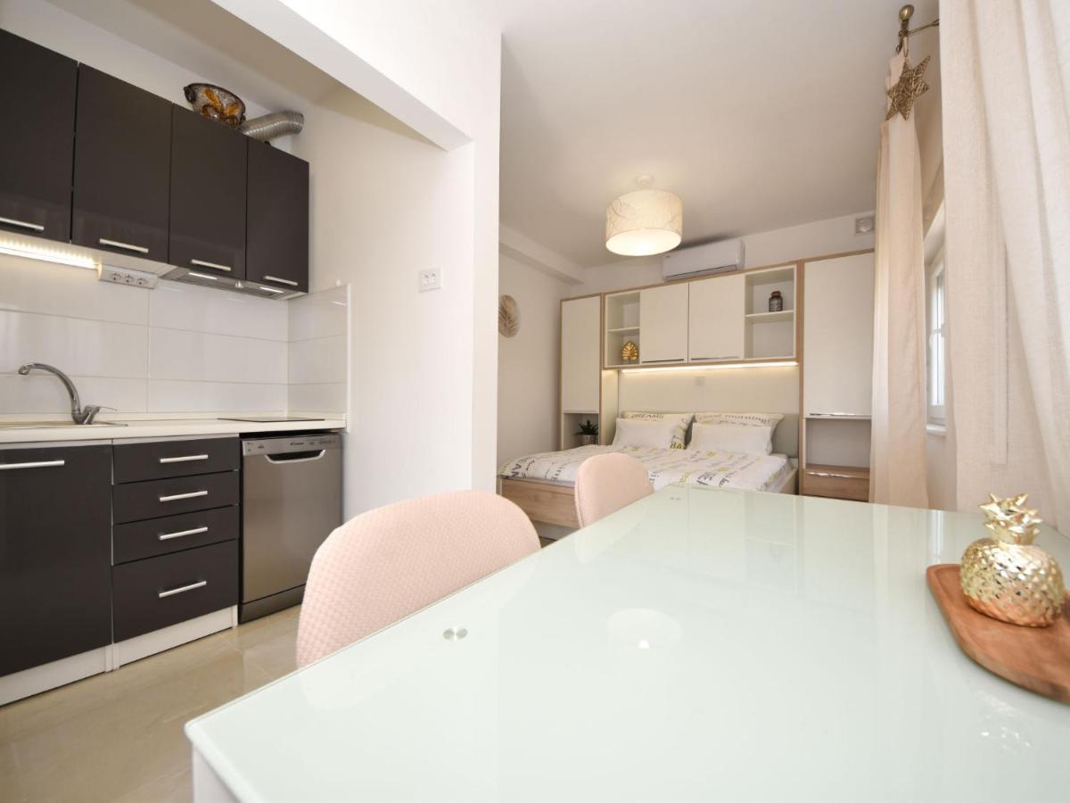 Apartment Matanovi Dvori-1 By Interhome Vir Exterior photo