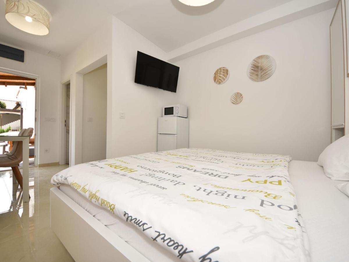 Apartment Matanovi Dvori-1 By Interhome Vir Exterior photo